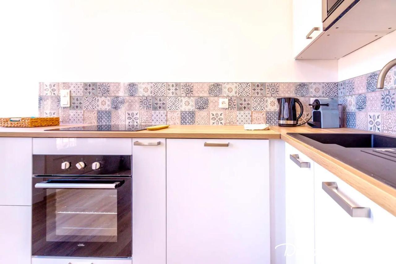 Exceptional 1 Bedroom With Ac - Dodo Et Tartine Тулон Экстерьер фото